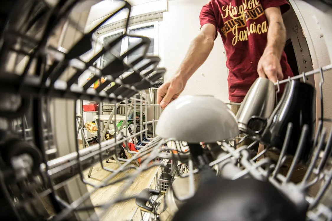 Fixing dishwasher in Orlando, FL