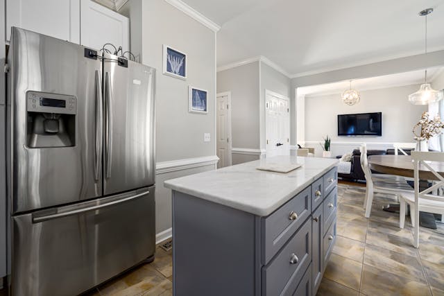 Experienced freezer repair team in Orlando, FL, servicing all brands.