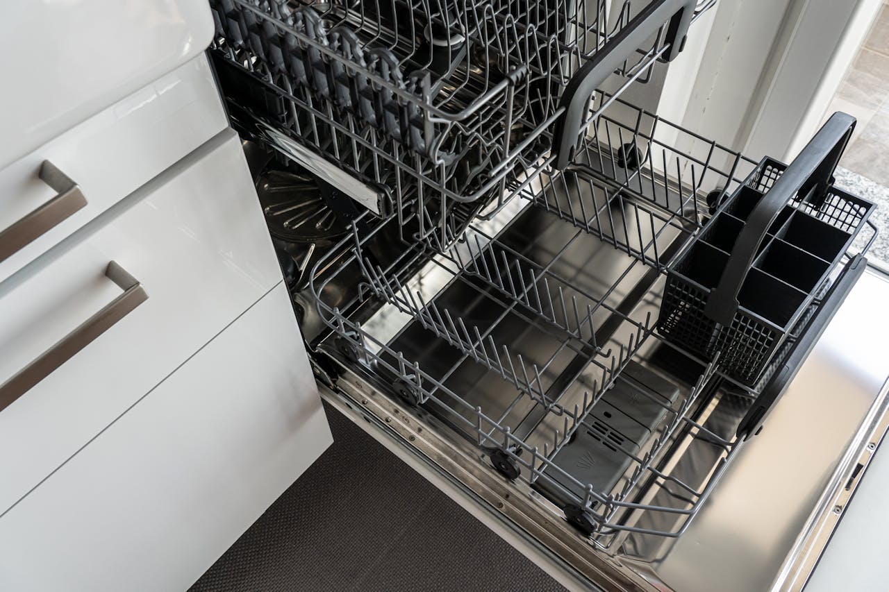 Expert dishwasher installation service by QLAMA Appliance Repair in Kissimmee, FL.