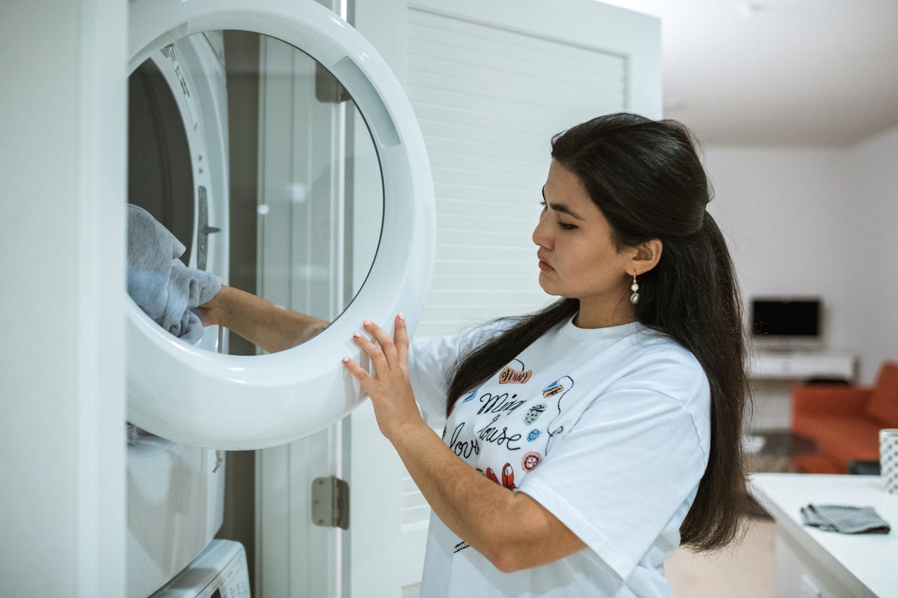 Professional dryer Washer Repair by QLAMA Appliance Repair in Sanford, FL.